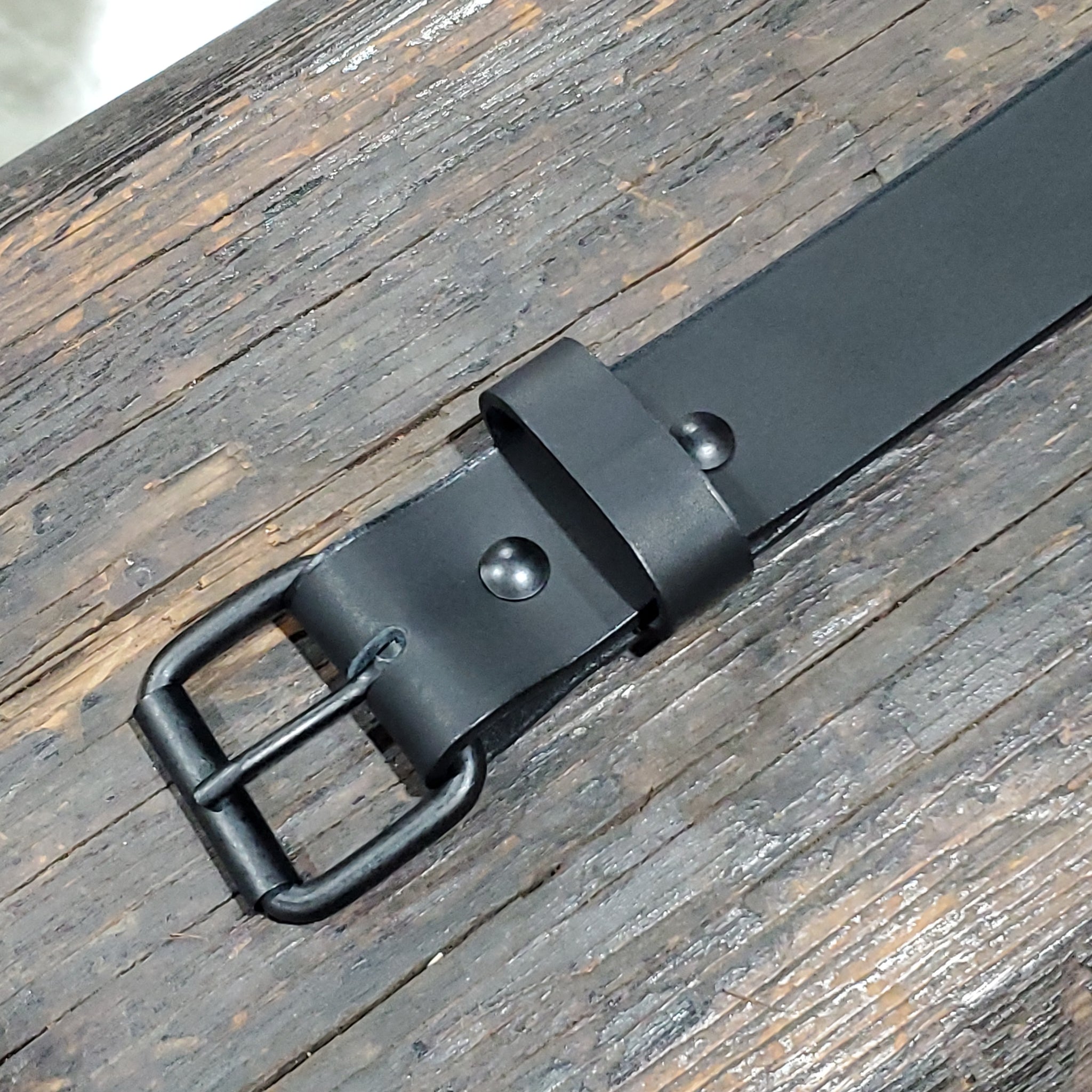 The Huntsman - Full Grain Leather Black Belt - Made in USA - Men's Leather  Belt at  Men's Clothing store