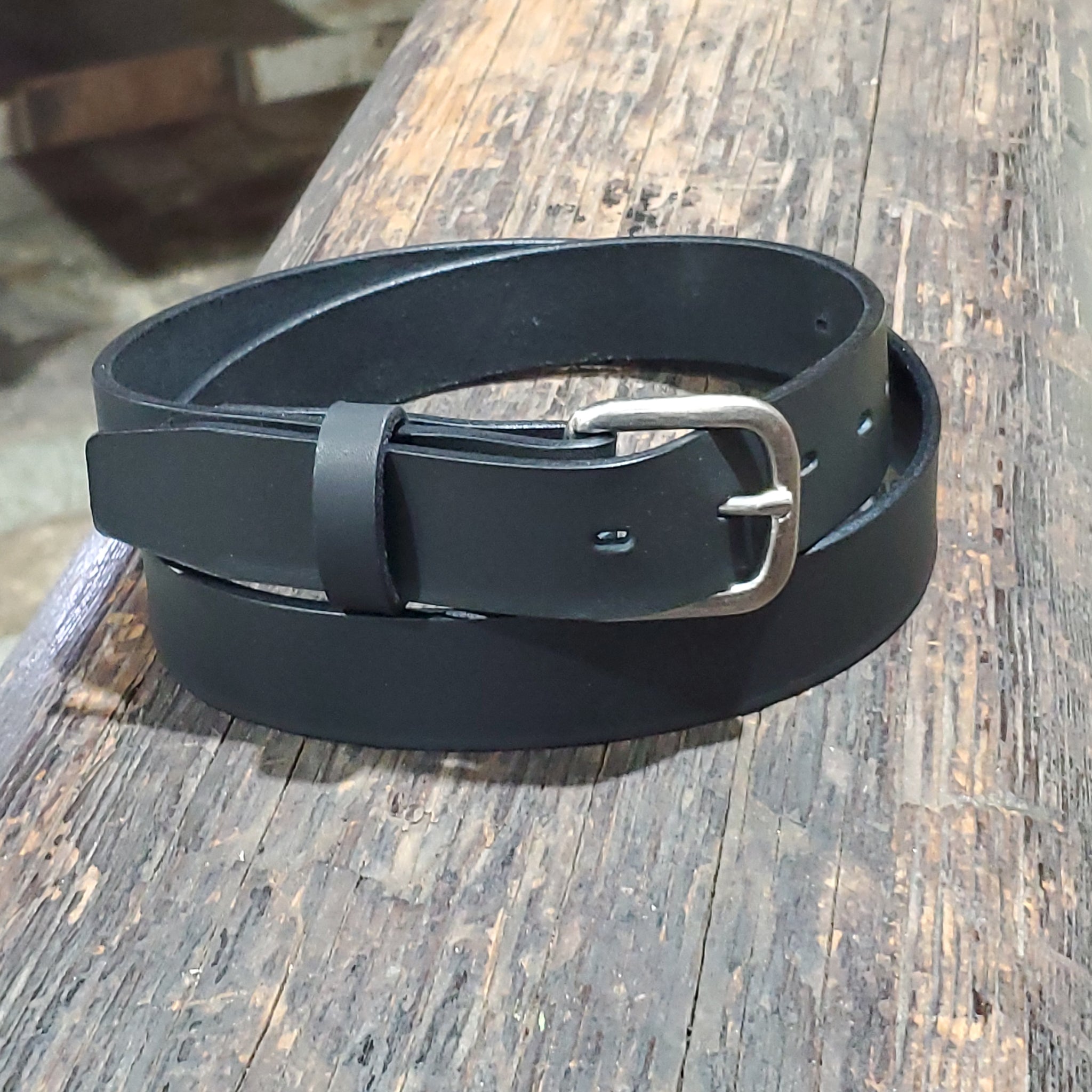 The Rambler Slim Belt | MADE IN USA | Full Grain Leather | Men's Dress Belt The Rambler Slim Belt | MADE IN USA | Full Grain Leather | Men's Dress Belt