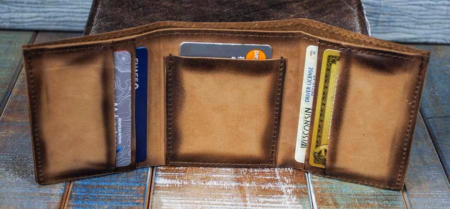 6-Slot Trifold Wallet - The Stanza (Burnt Timber Leather) - The Speakeasy Leather Co